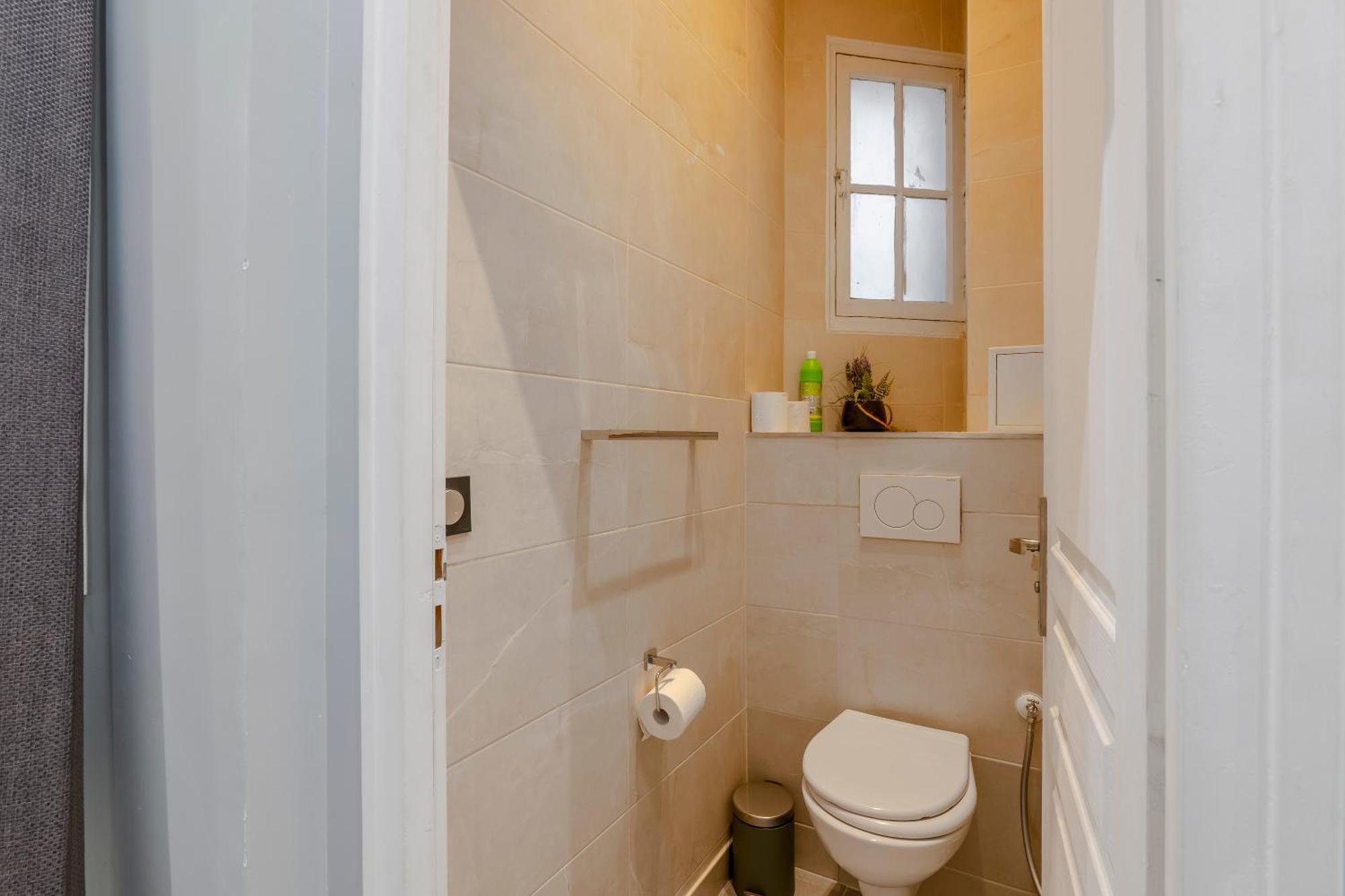 4 Bedroom Opposite The Eiffel Tower Appartement *