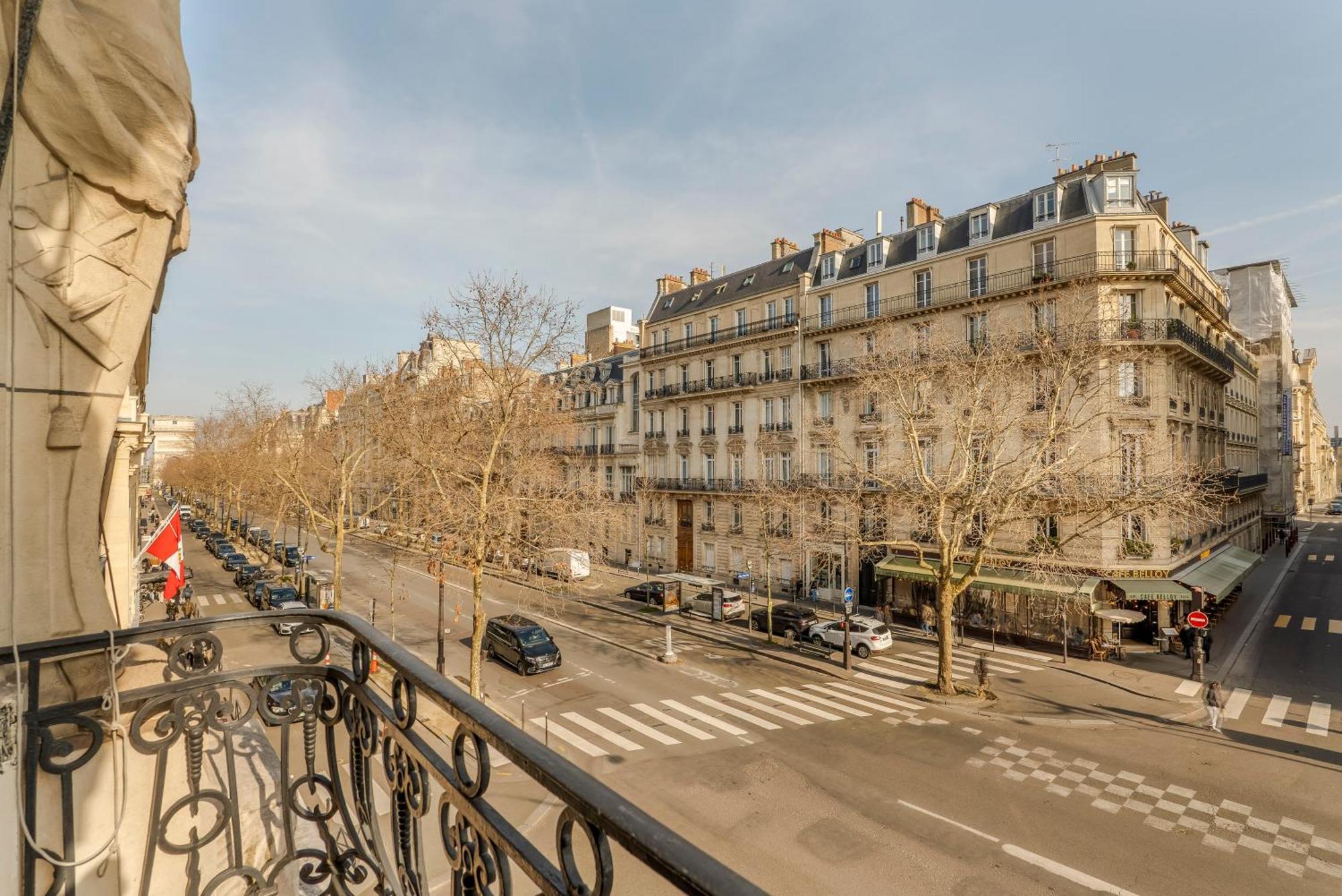 Appartement 4 Bedroom Opposite The Eiffel Tower *